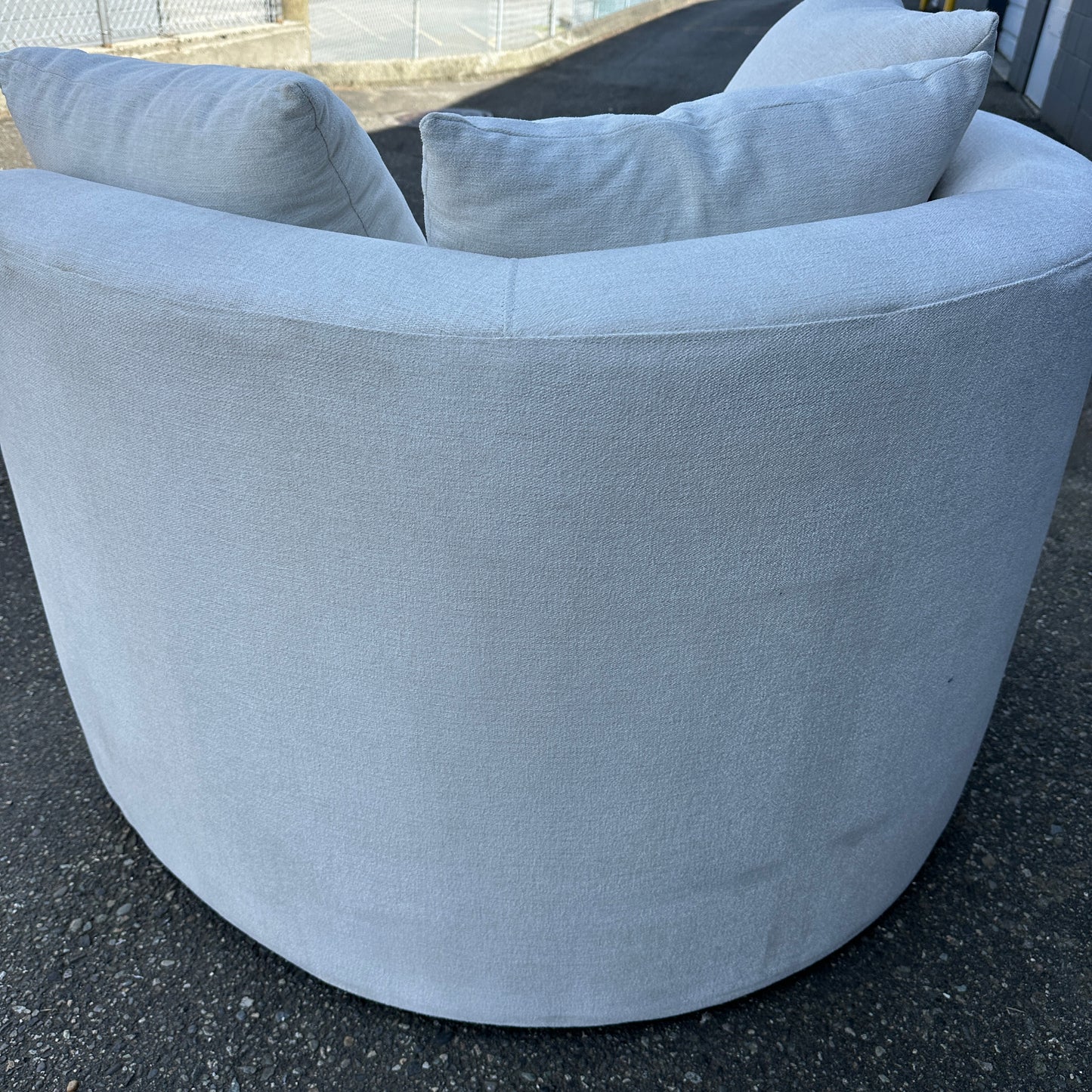 JL Roundabout Cuddle Swivel Chair - Merit Snow