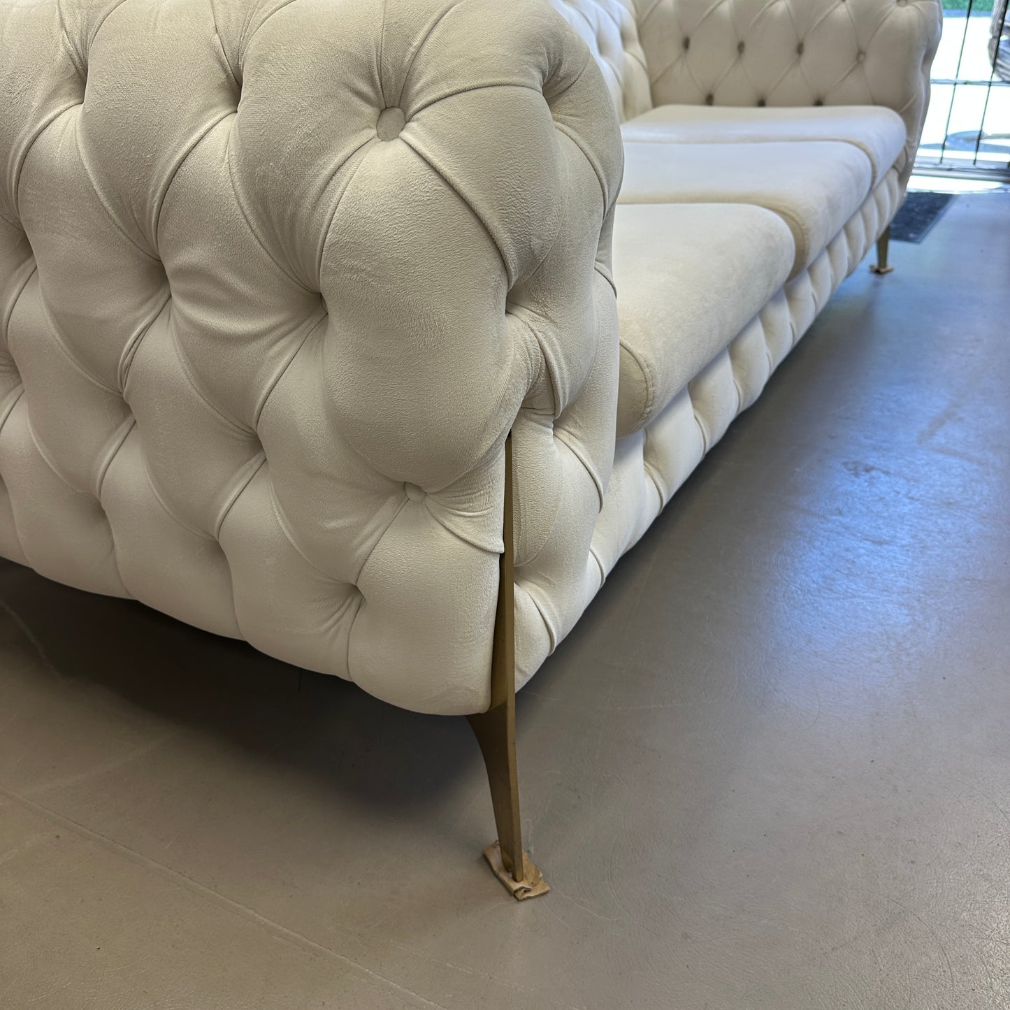 Bella Modern Tufted Velvet Sofa