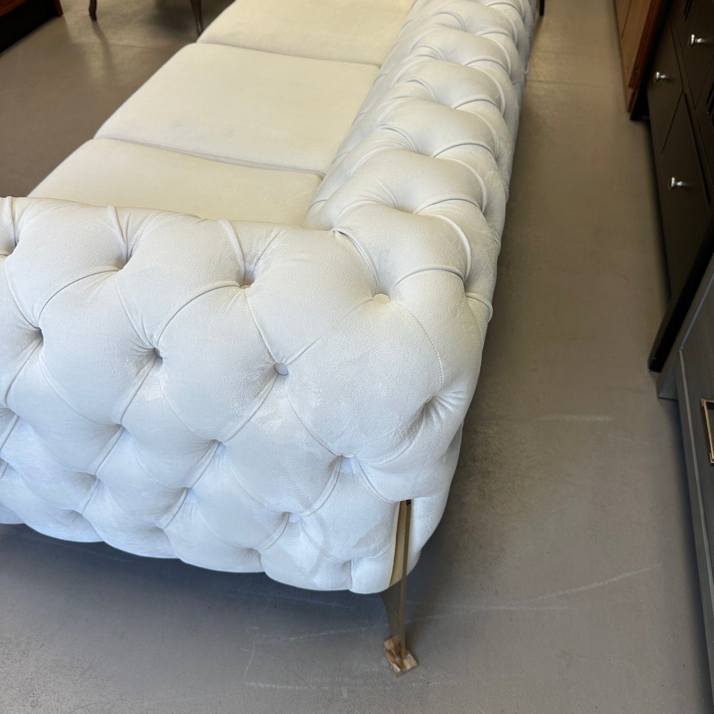 Bella Modern Tufted Velvet Sofa