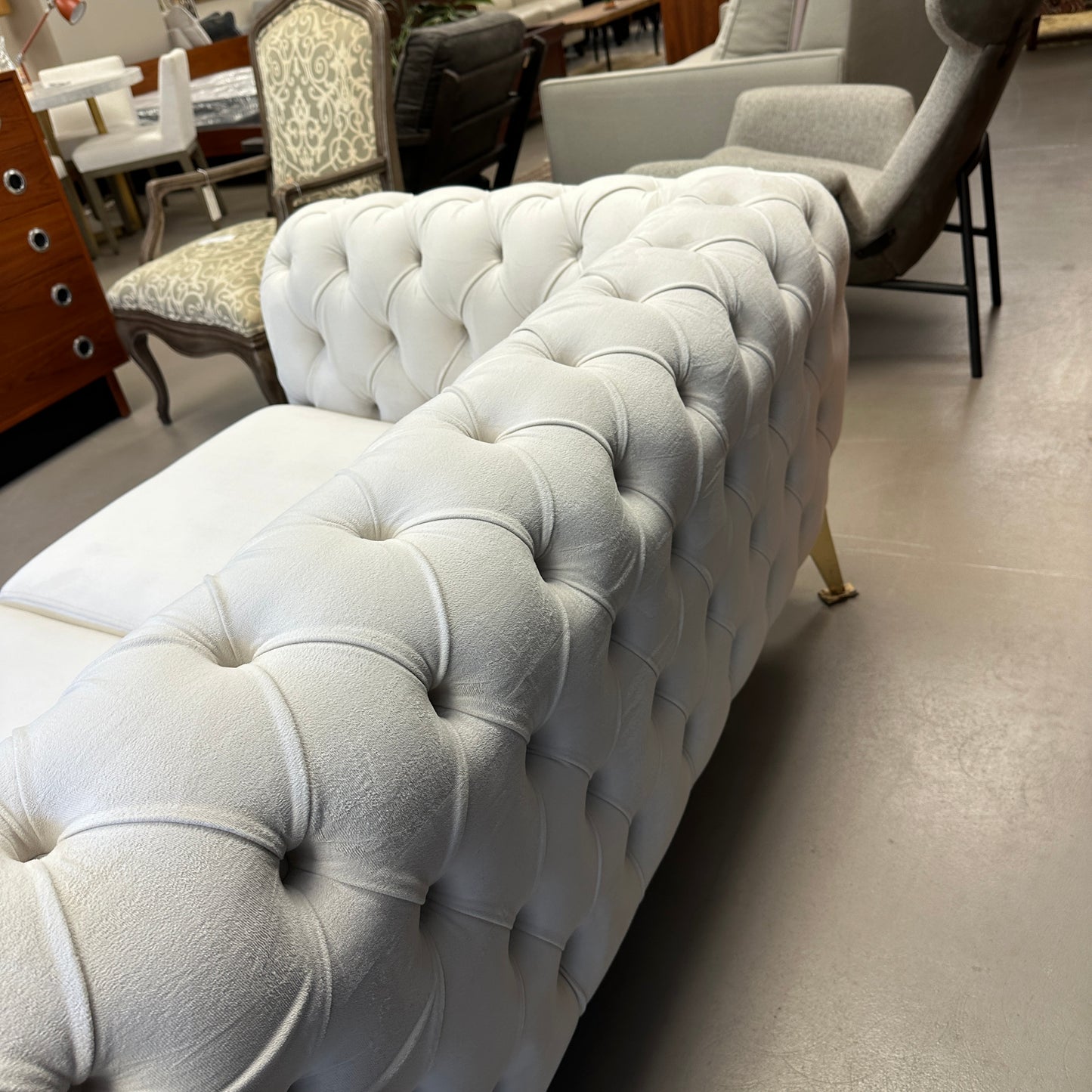 Bella Modern Tufted Velvet Sofa