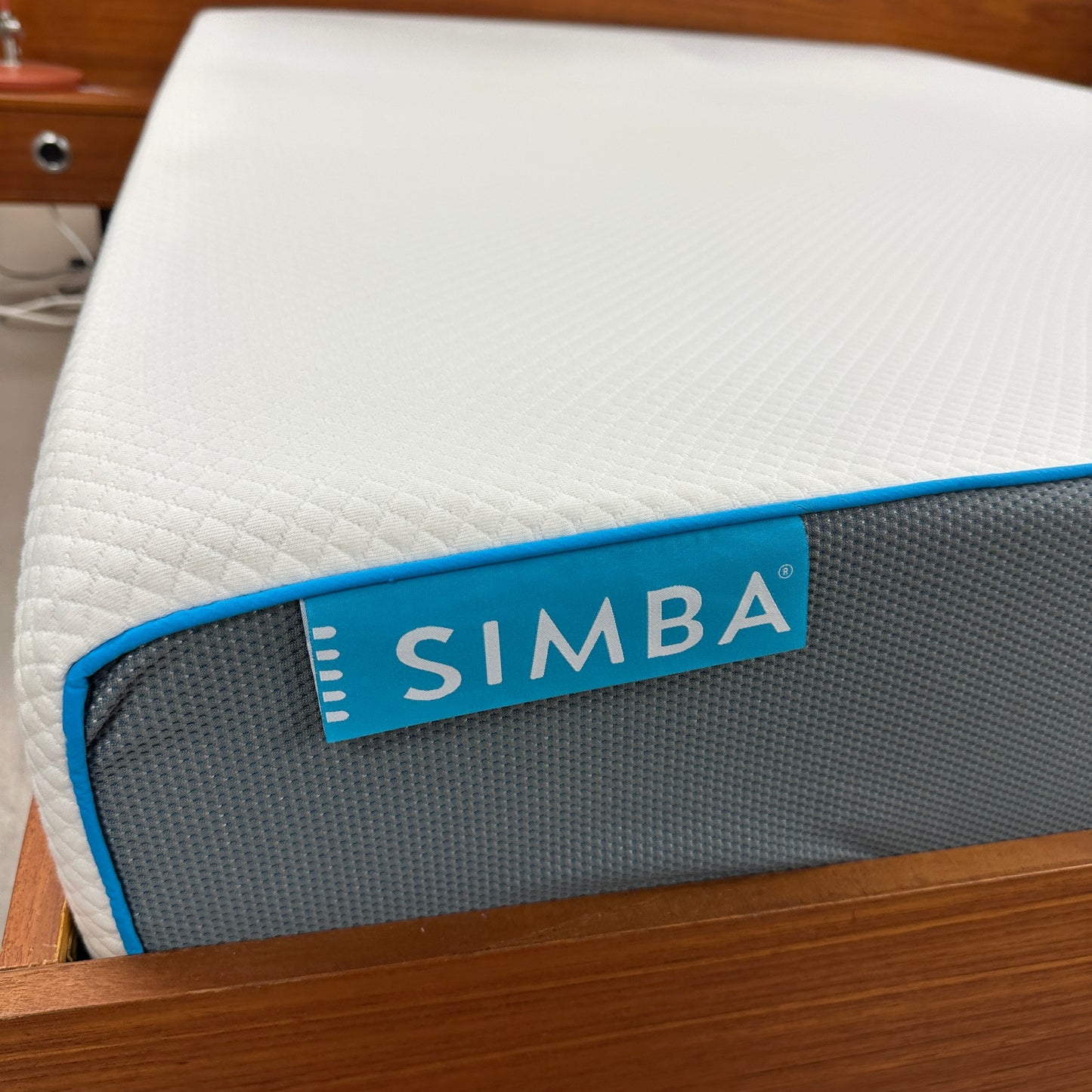 Simba Hybrid Foam Mattress - Queen