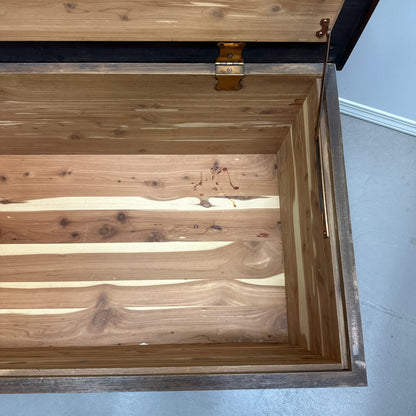 Antique Honderich Cedar Bench Chest