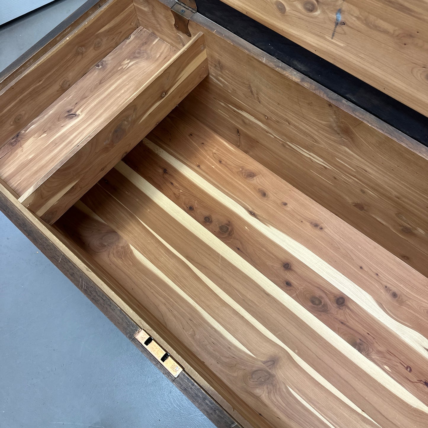 Antique Honderich Cedar Bench Chest