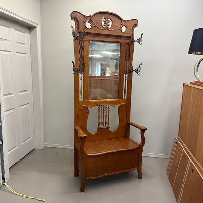 1900s American Antique Oak Hall Tree