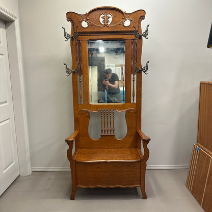 1900s American Antique Oak Hall Tree