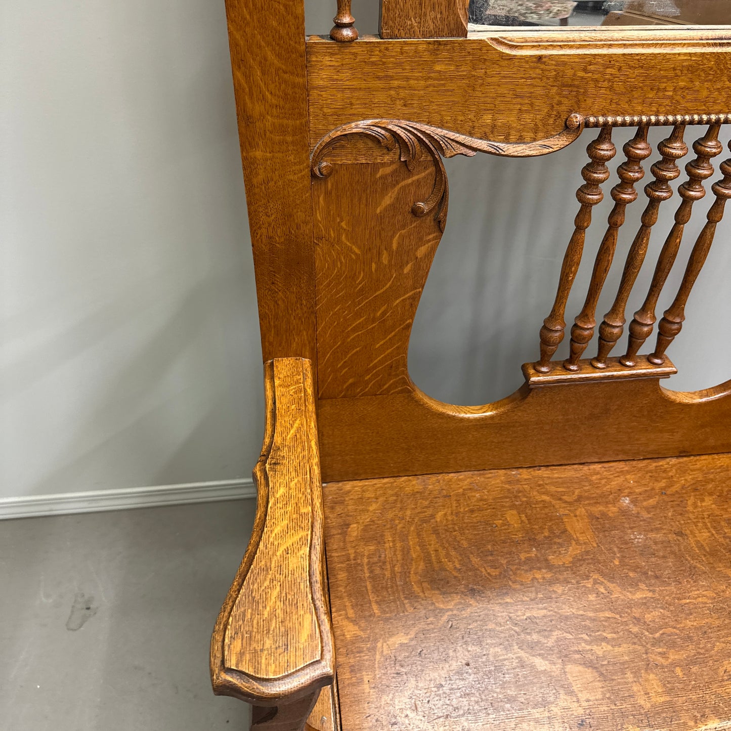 1900s American Antique Oak Hall Tree