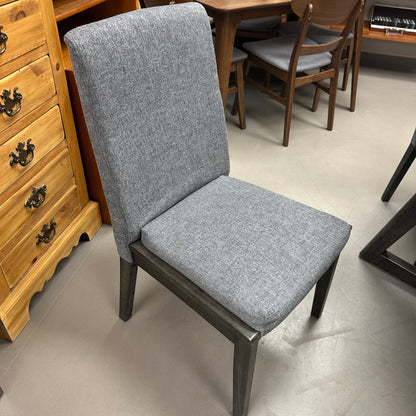 Ashley Besteneer Round Dining Set