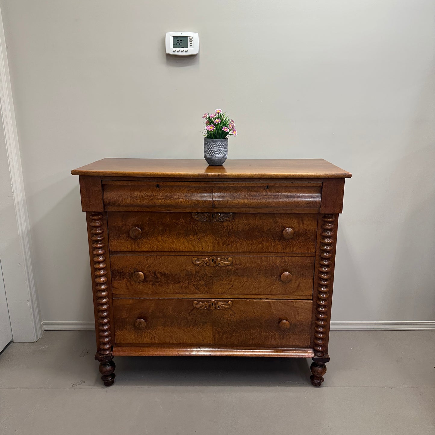 Antique Victorian Mahogany Chest of Drawers