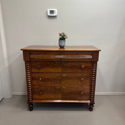 Antique Victorian Mahogany Chest of Drawers