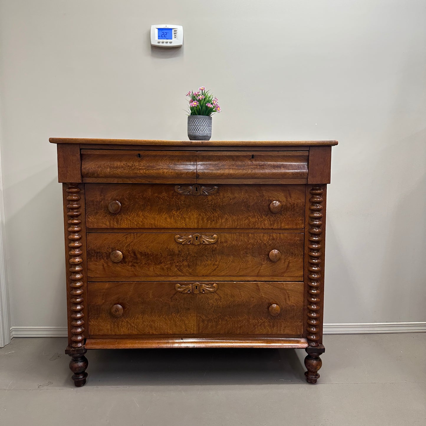 Antique Victorian Mahogany Chest of Drawers