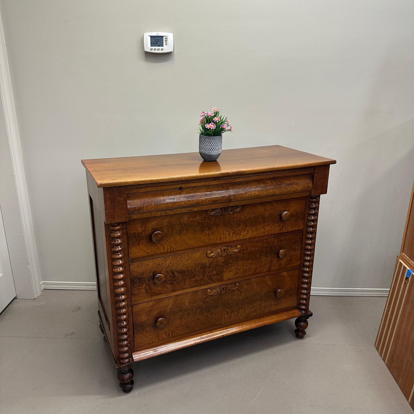 Antique Victorian Mahogany Chest of Drawers