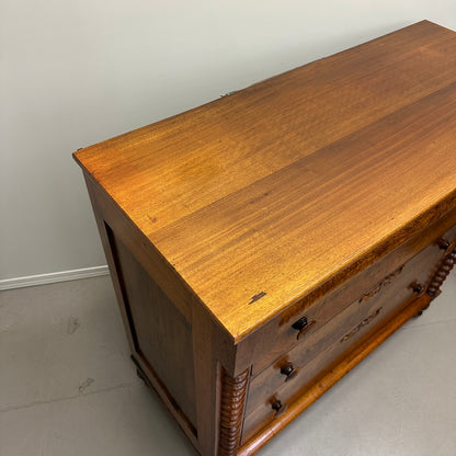 Antique Victorian Mahogany Chest of Drawers