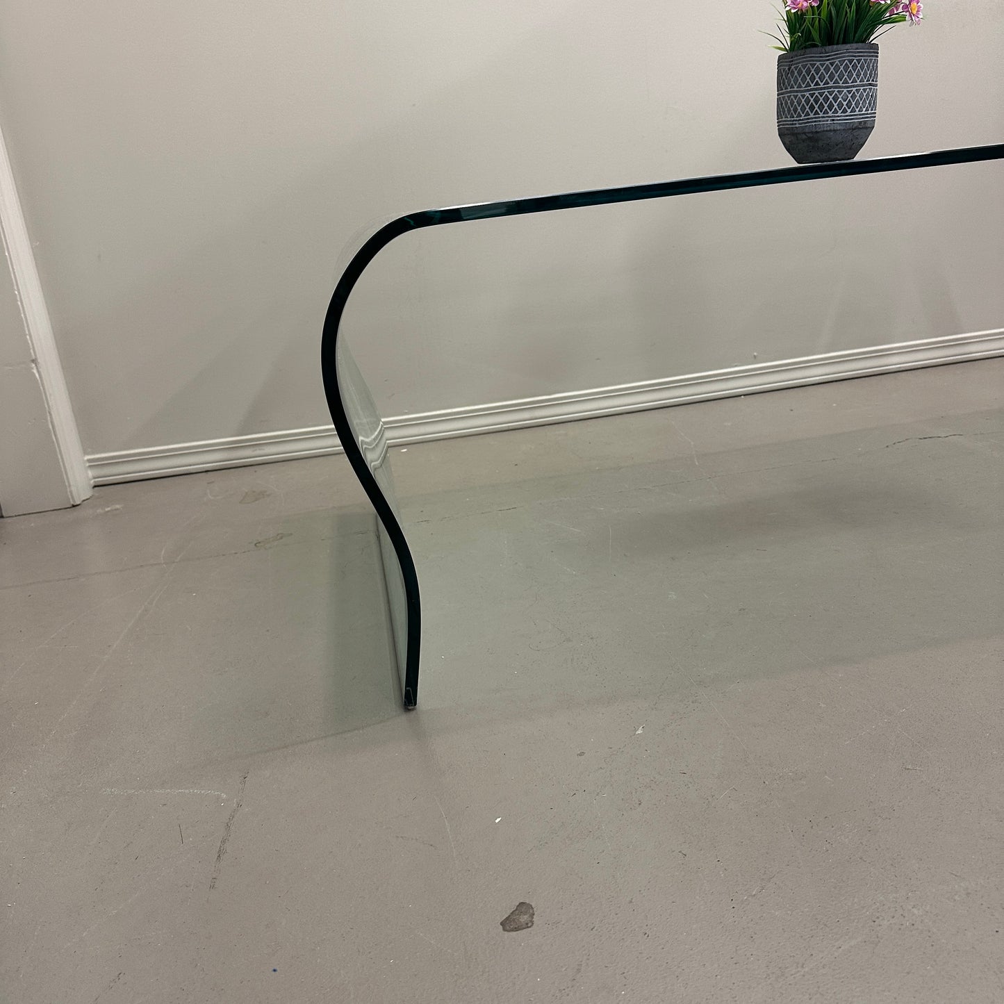 Modern Curved Glass Coffee Table