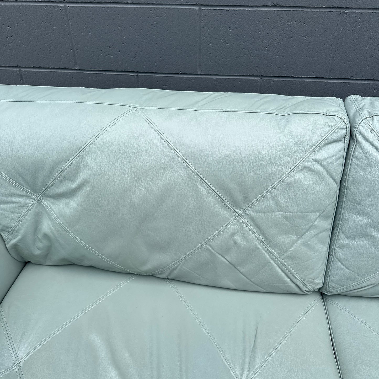 Chateau d'Ax Vita Leather Sofa