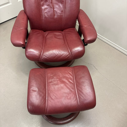 Ekornes Stressless Leather Recliner Chair & Ottoman