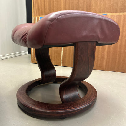 Ekornes Stressless Leather Recliner Chair & Ottoman