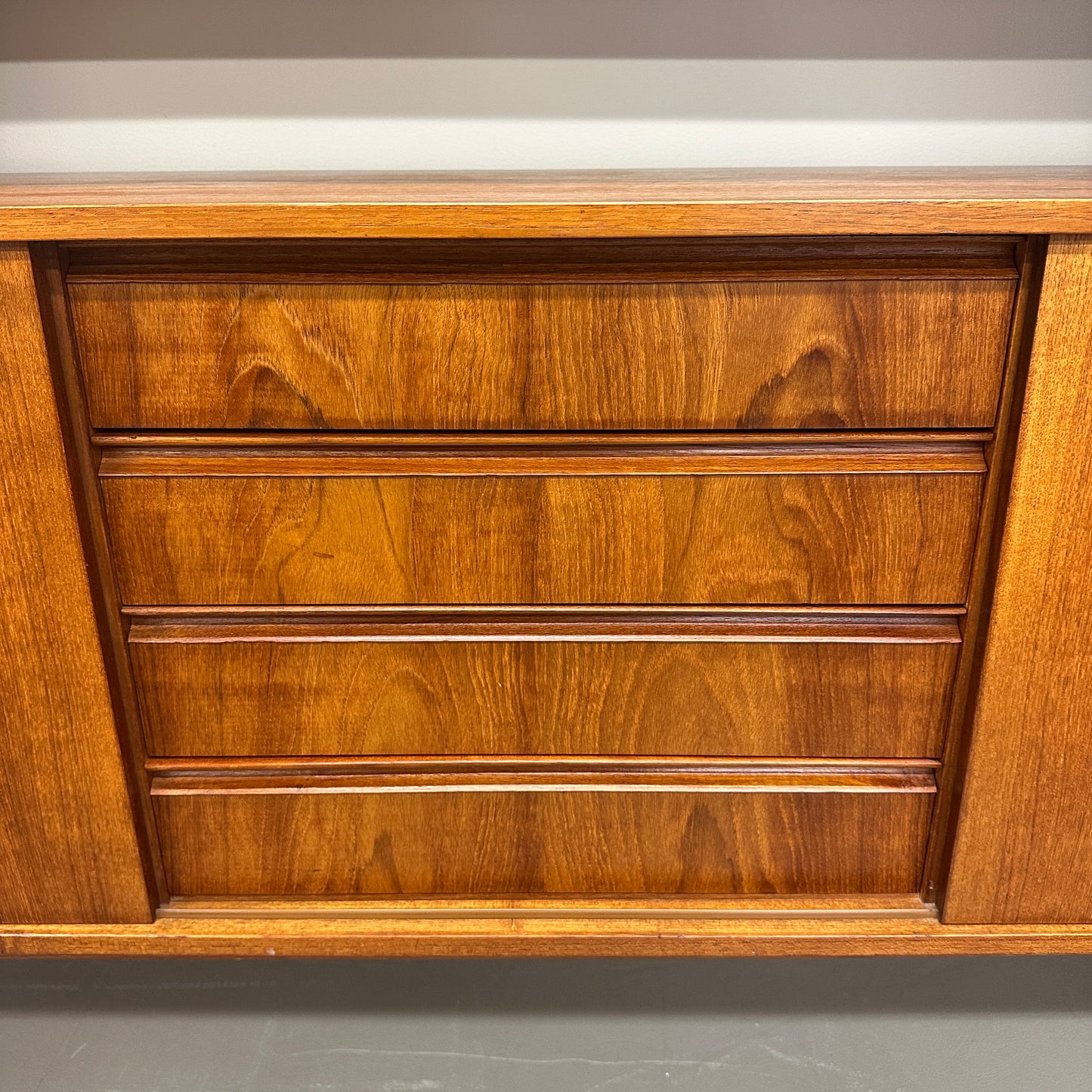 Mid-Century Modern Danish 2-Piece Sideboard & Hutch