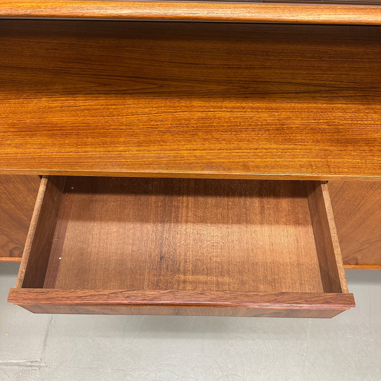 Mid-Century Modern Danish 2-Piece Sideboard & Hutch