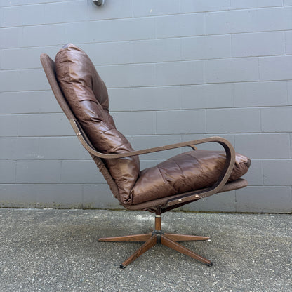 Spanish 1970s Leather Swivel Chair