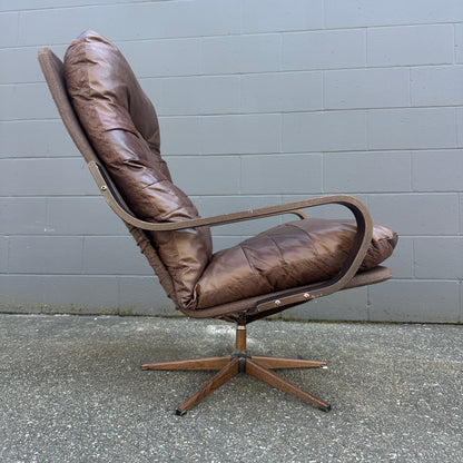 Spanish 1970s Leather Swivel Chair