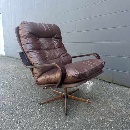 Spanish 1970s Leather Swivel Chair