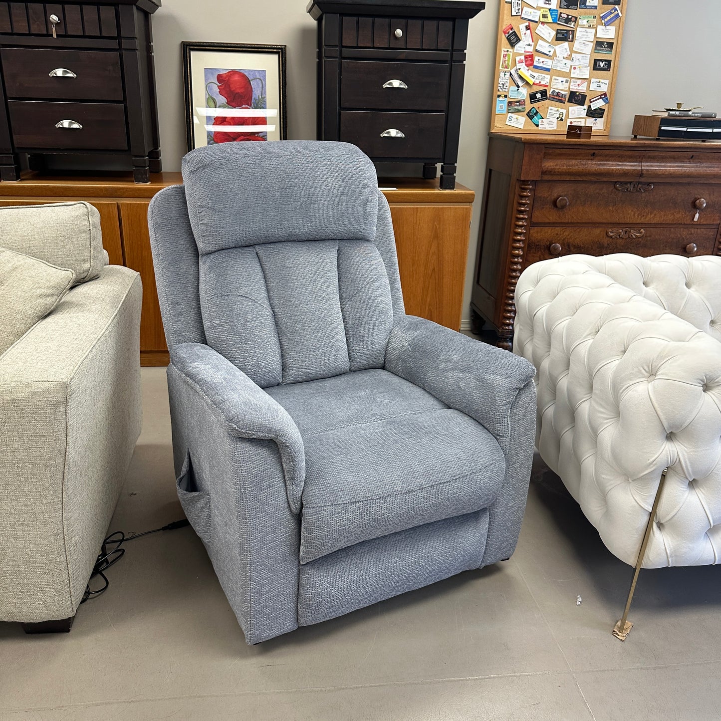 Amelia Power Lift Recliner Chair
