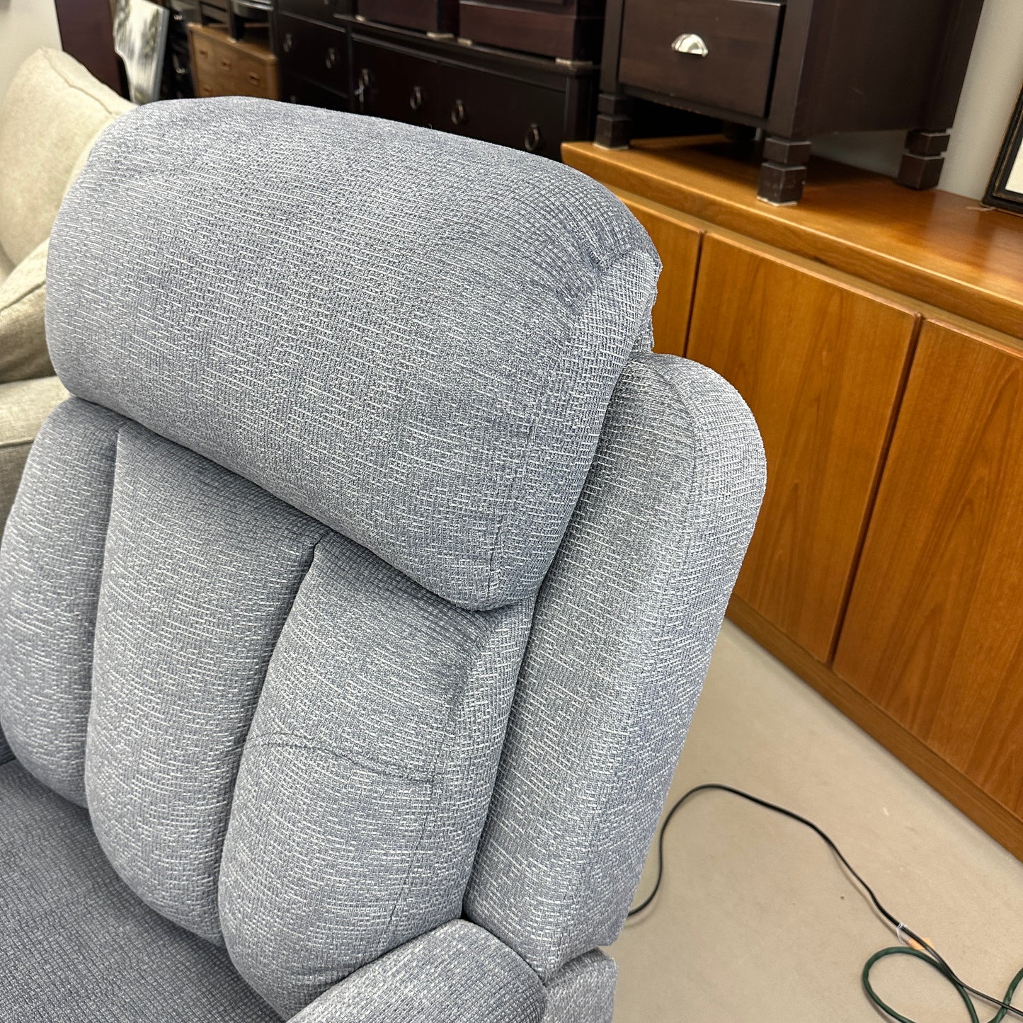 Amelia Power Lift Recliner Chair