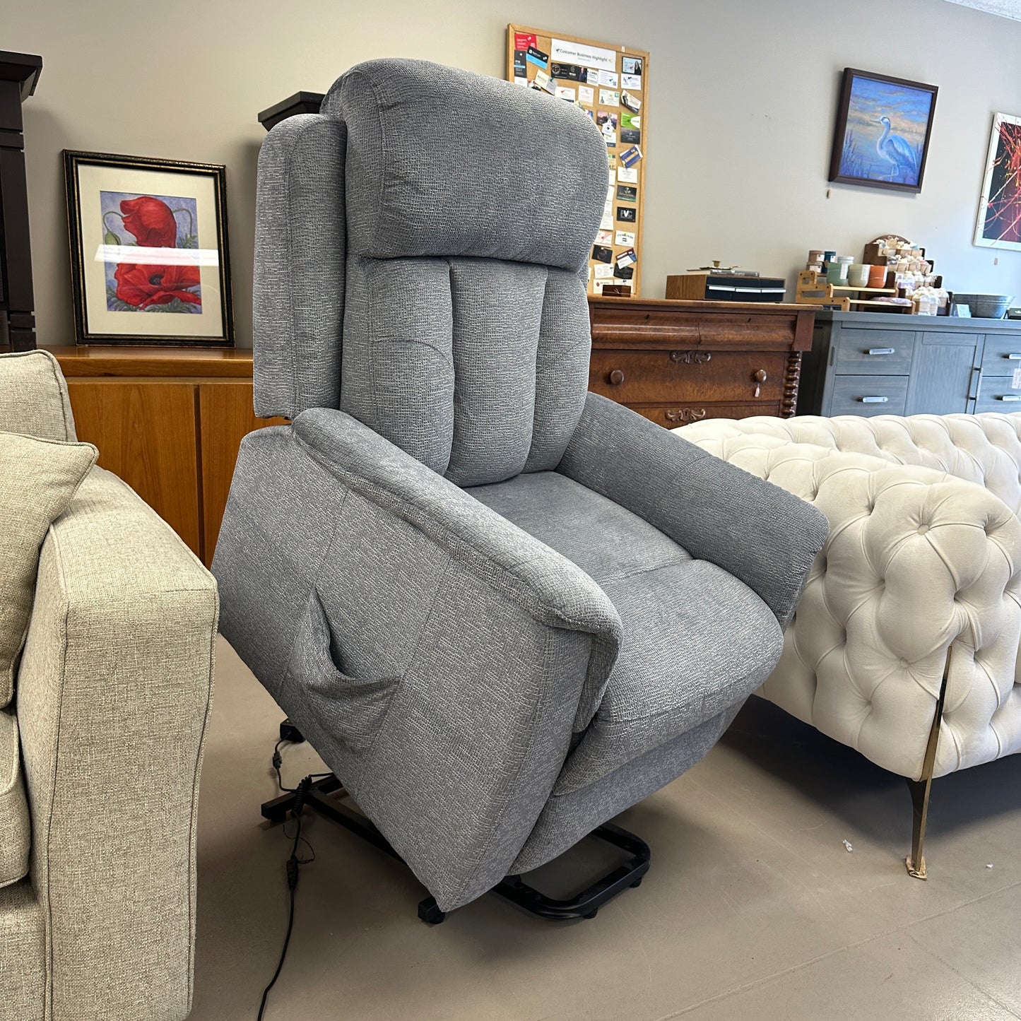 Amelia Power Lift Recliner Chair