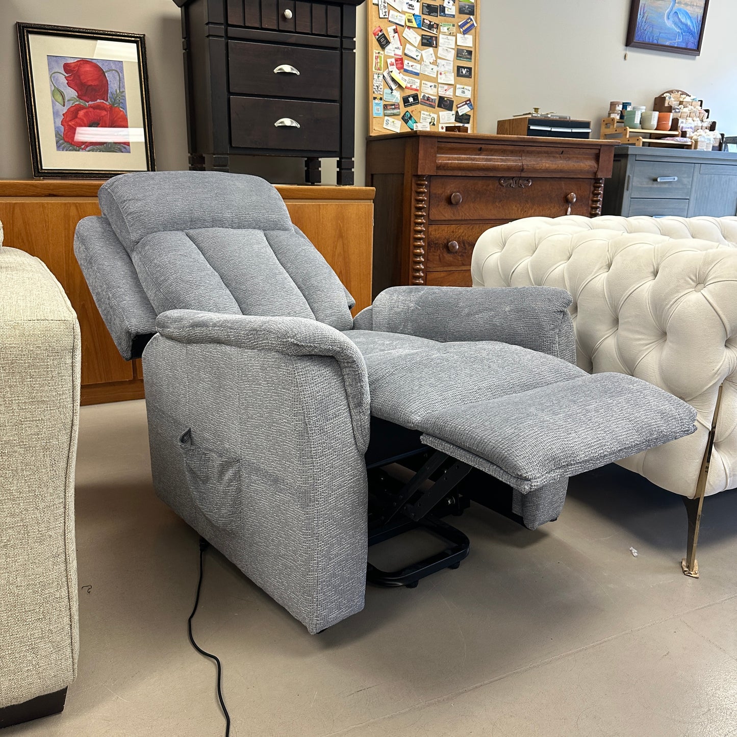 Amelia Power Lift Recliner Chair