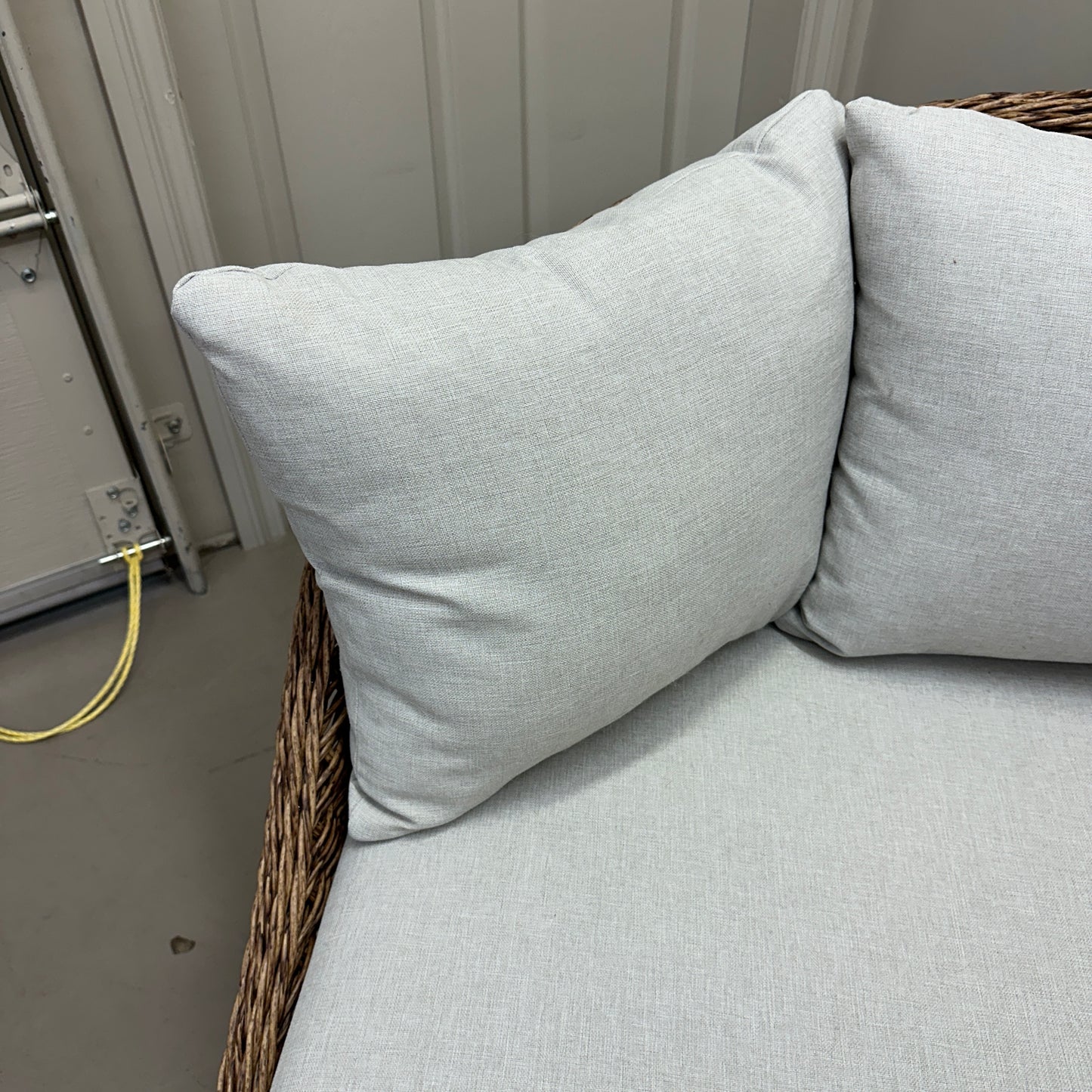 Patio Wicker Cuddle Chair