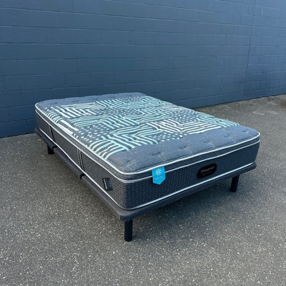 Beaudoin Platform Bed and Beautyrest Mattress - Queen