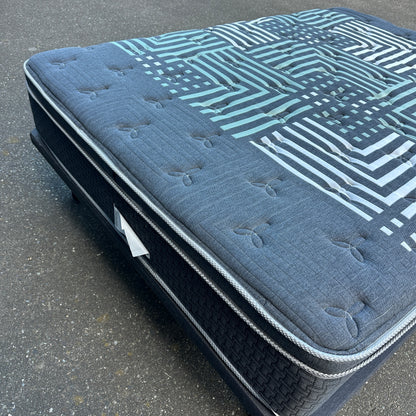 Beaudoin Platform Bed and Beautyrest Mattress - Queen