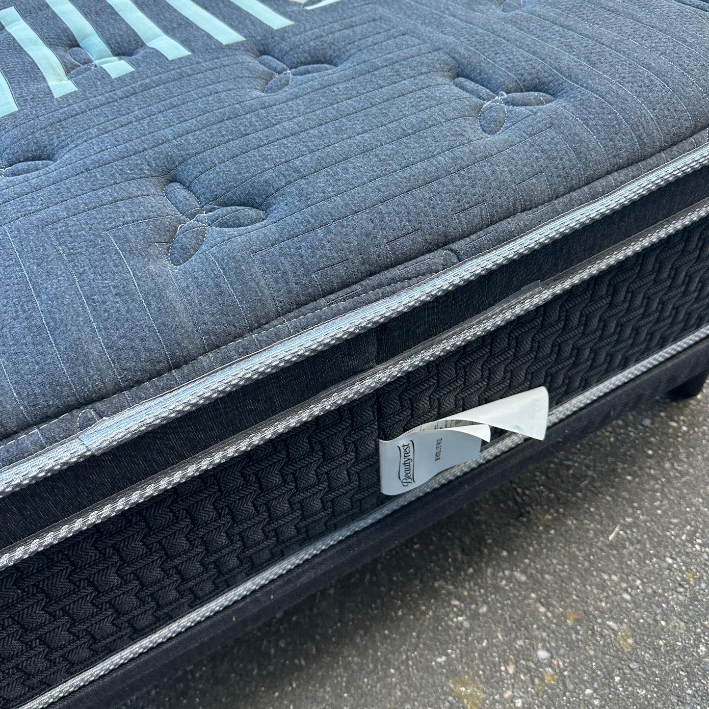 Beaudoin Platform Bed and Beautyrest Mattress - Queen