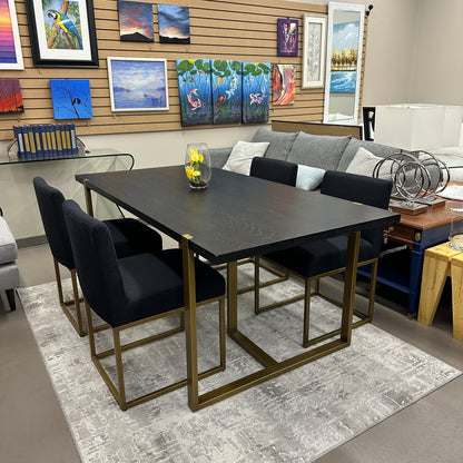 Article Oscuro Dining Set