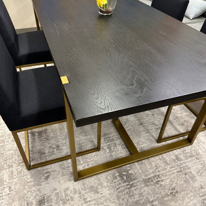 Article Oscuro Dining Set