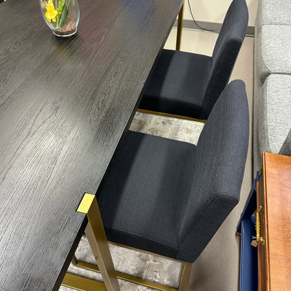 Article Oscuro Dining Set
