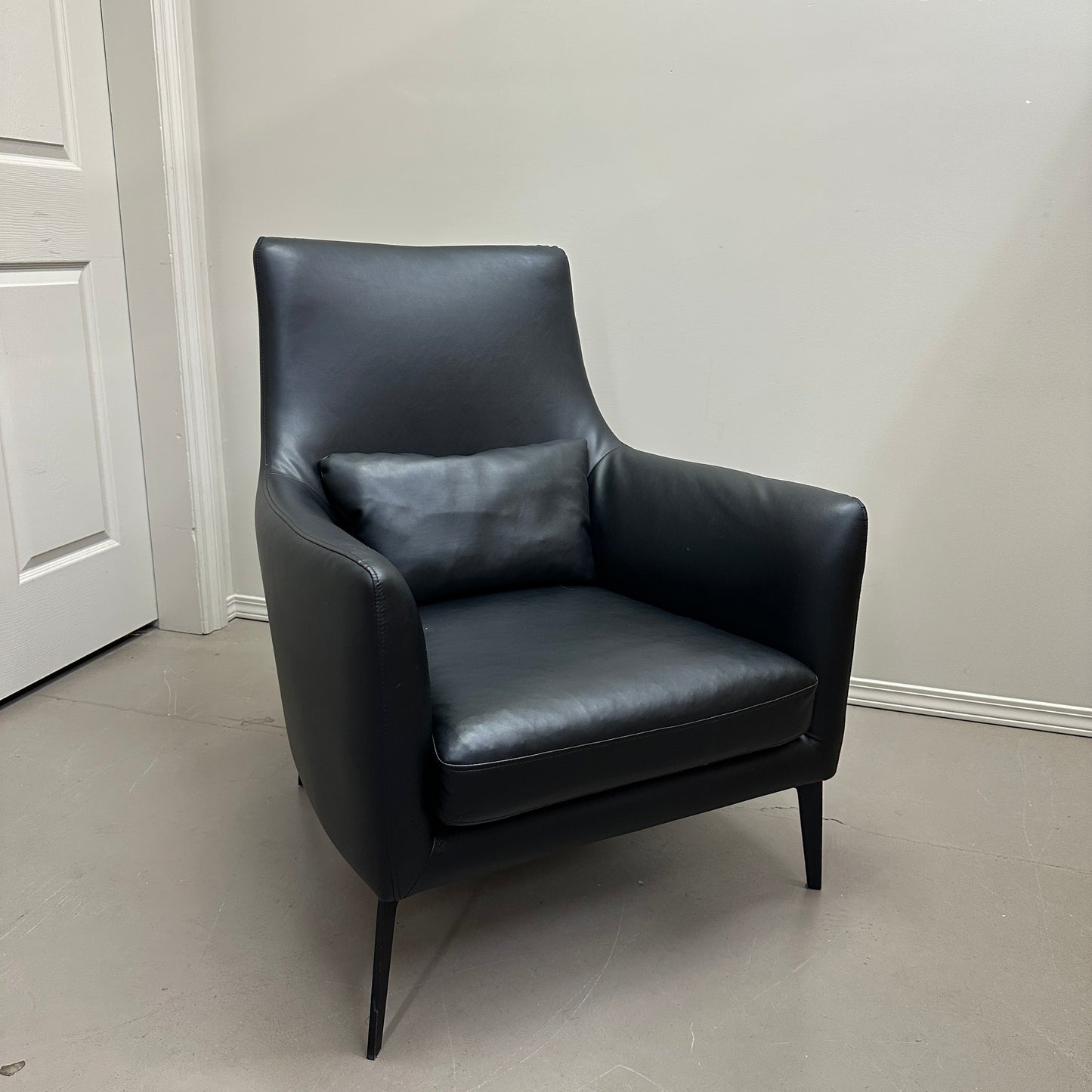 Black Modern Accent Chair