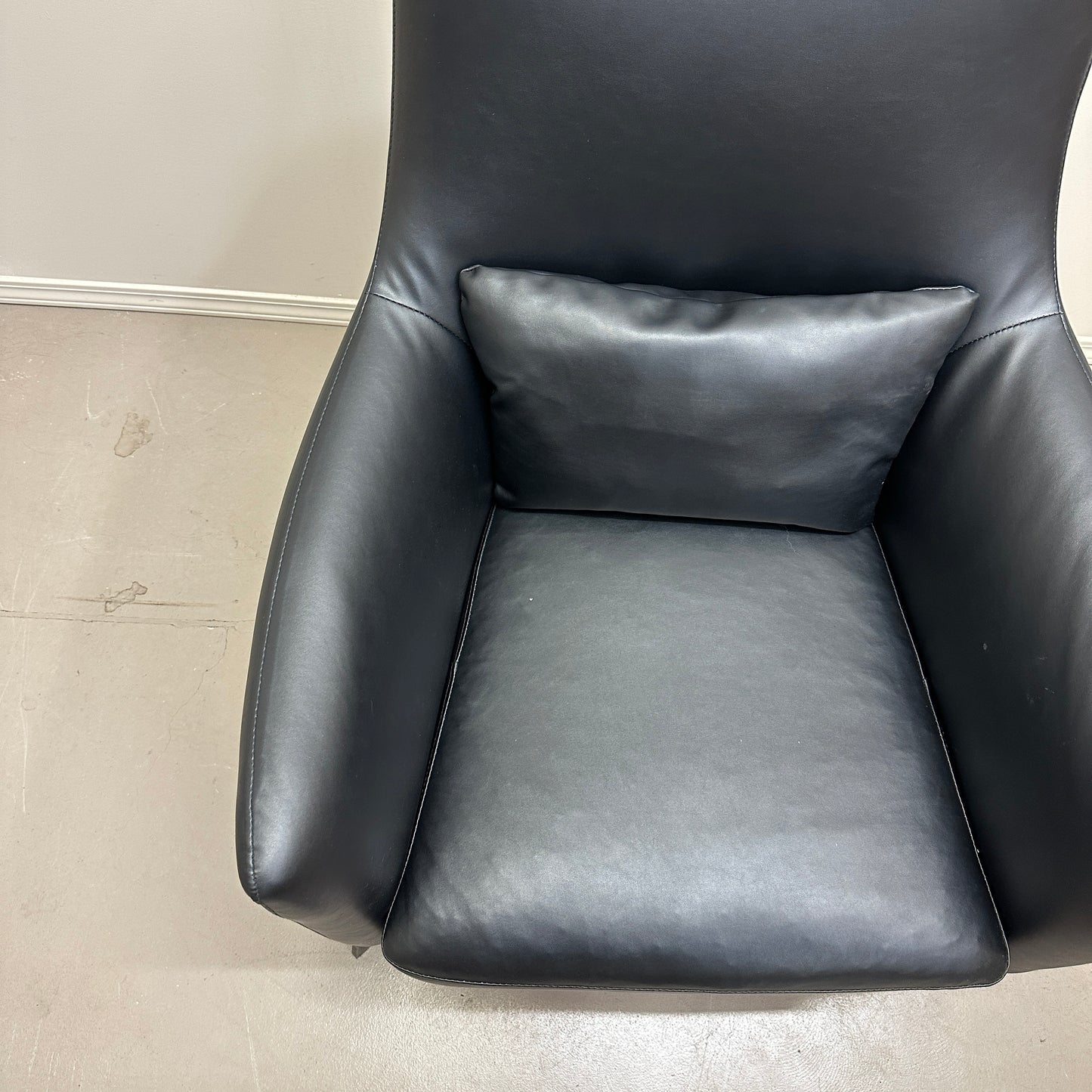 Black Modern Accent Chair