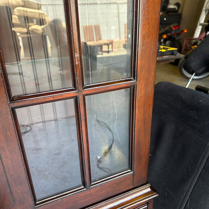 Lane Furniture Sliding Door Display Cabinet