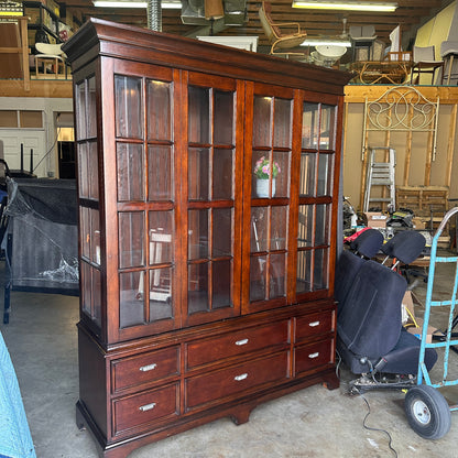 Lane Furniture Sliding Door Display Cabinet