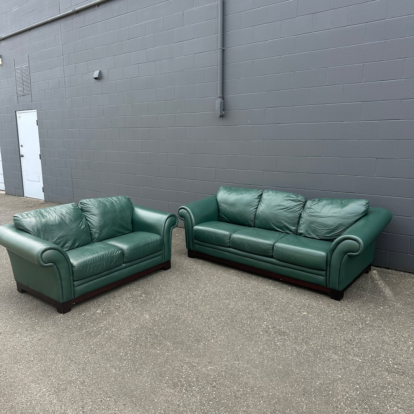 Dark Green Leather Sofa Set