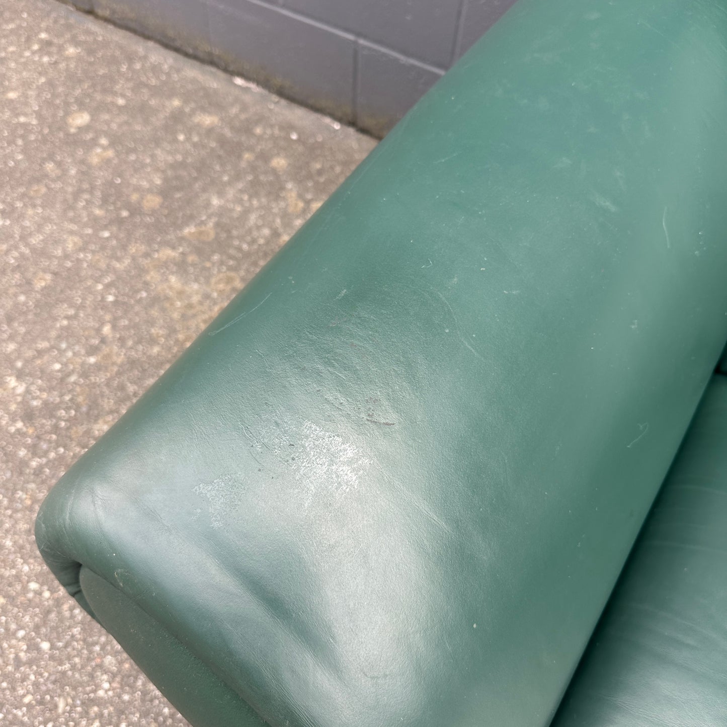 Dark Green Leather Sofa Set