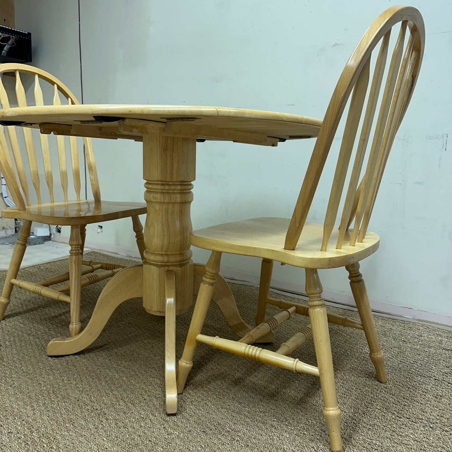 Drop-Leaf Dinette Set with 2 Chairs
