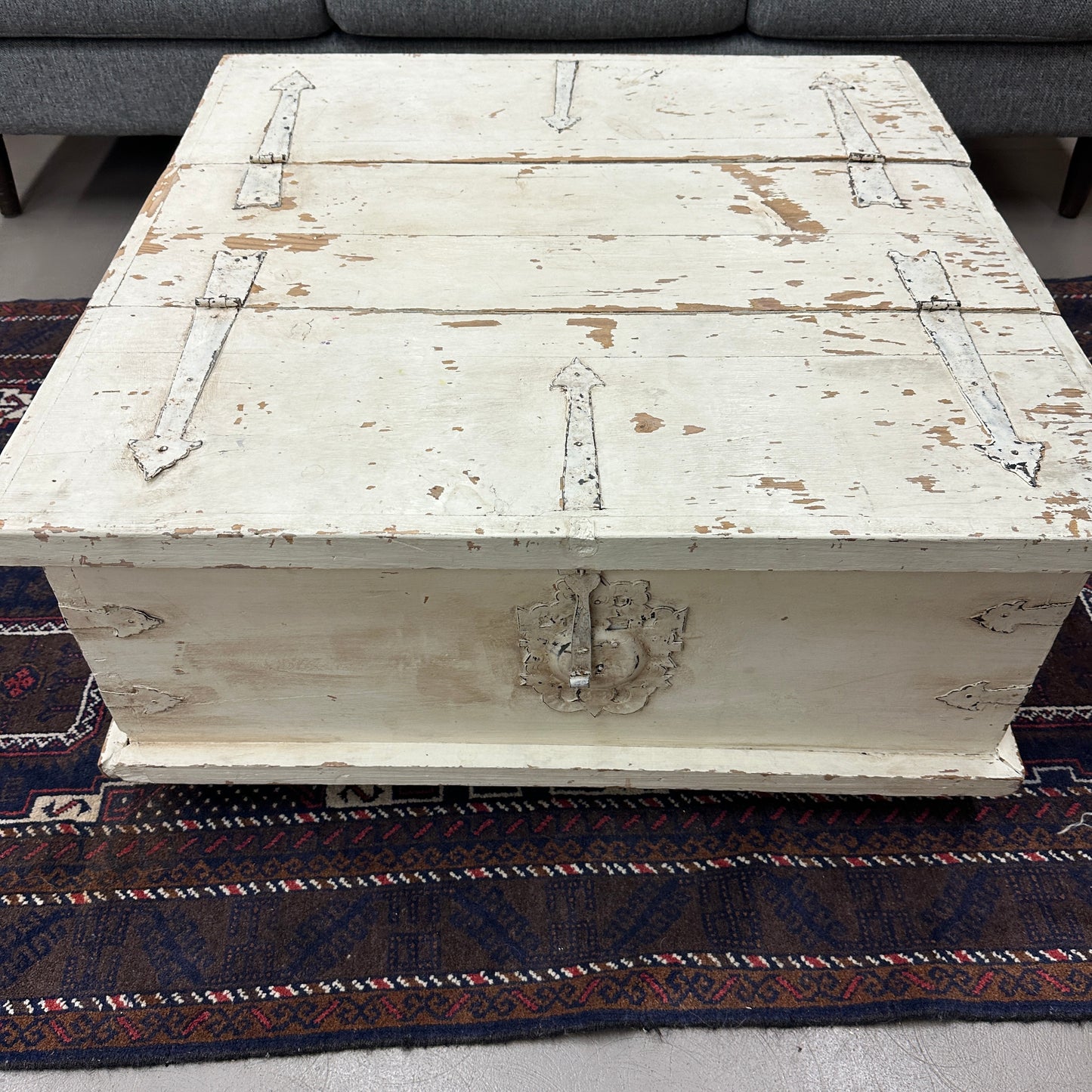 White Shabby Chic Wood Coffee Table