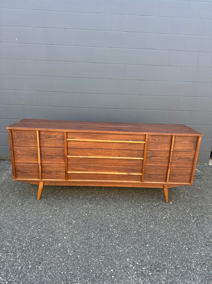 Mid-Century Walnut Nine Drawers Credenza