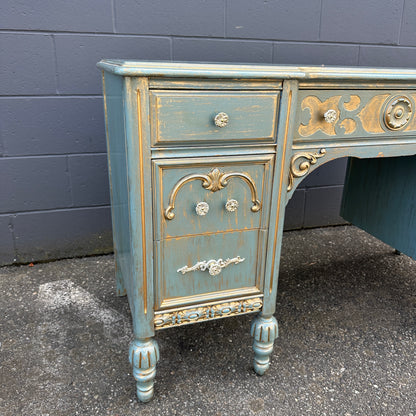 Bell&Co French Provincial Student Desk