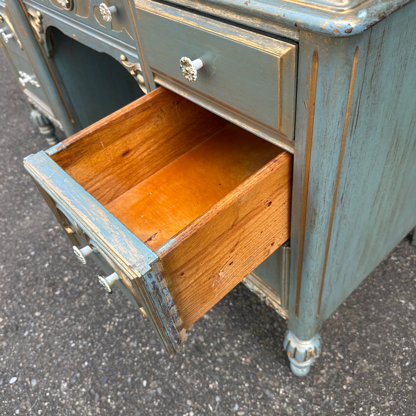 Bell&Co French Provincial Student Desk
