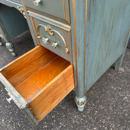 Bell&Co French Provincial Vanity with Mirror