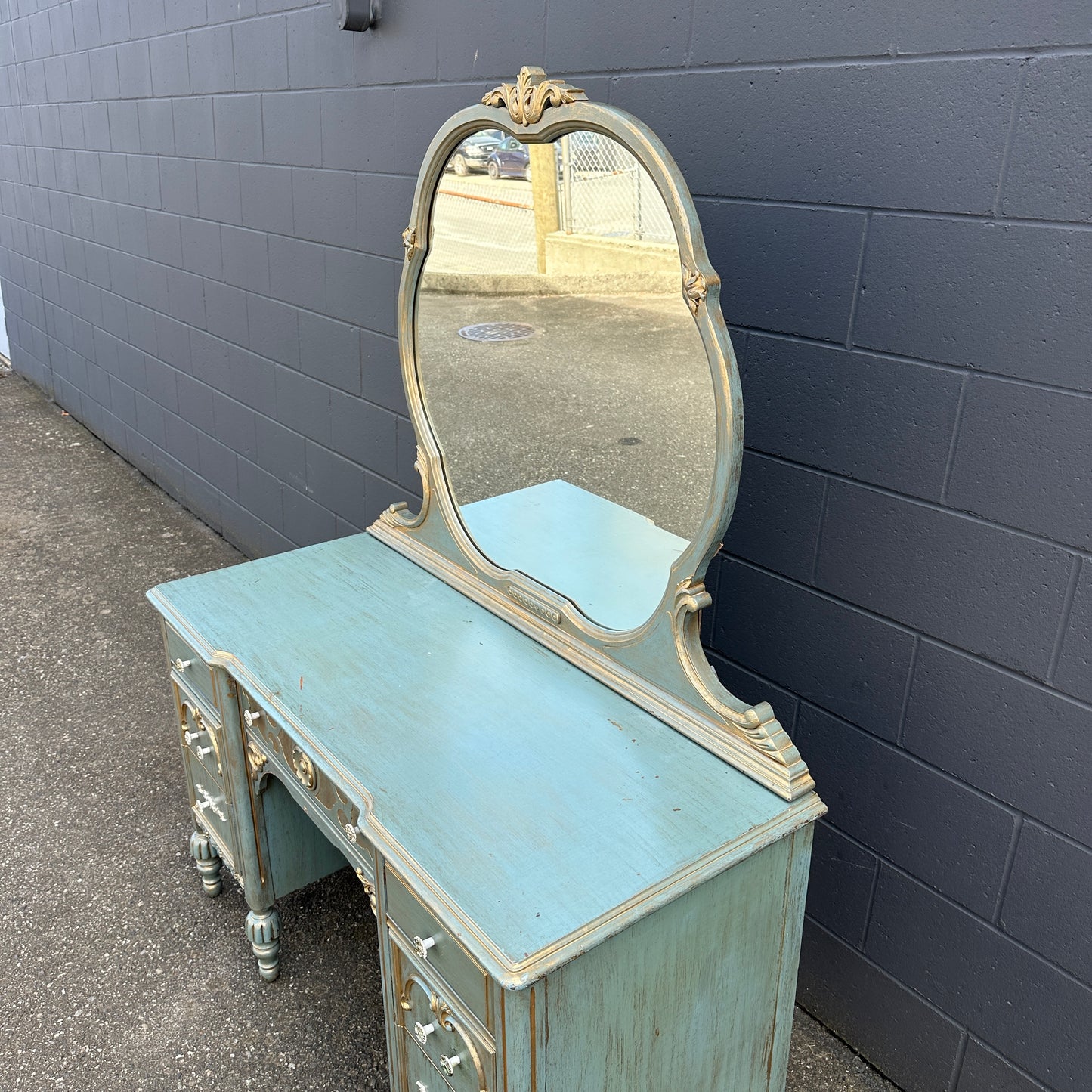 Bell&Co French Provincial Vanity with Mirror