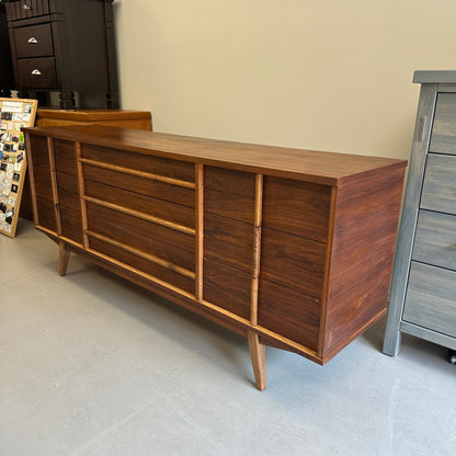 Mid-Century Walnut Nine Drawers Credenza